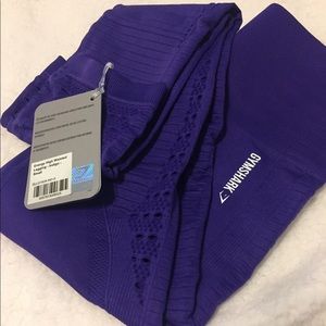 Gym shark leggings